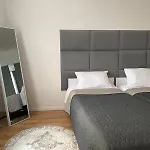 Eko - Nowy W Centrum Z Prywatnym Zadaszonym Parkingiem
