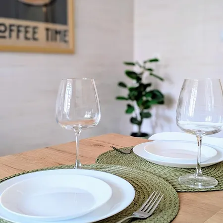 Eko - Nowy W Centrum Z Prywatnym Zadaszonym Parkingiem * Gliwice